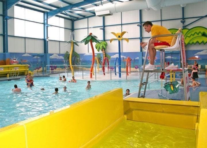 Palm Grove 182 - Pet Friendly, Wifi, Close To Beach And Clubhouse - Golden Palm Resort - Meadow Lakes Caravan & Lodge Hire 斯凯格内斯 外观 照片